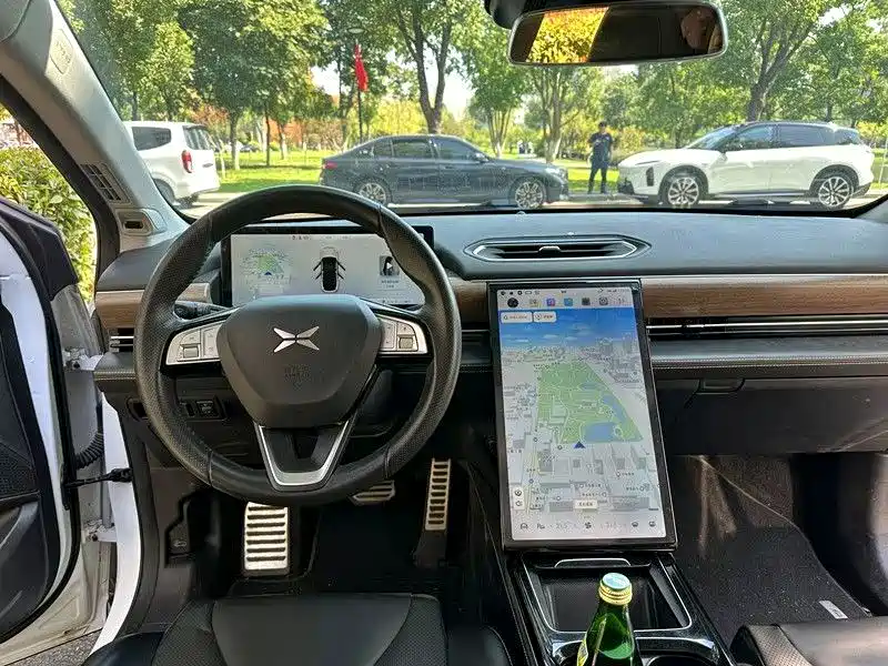XPeng P5 — миниатюра 11
