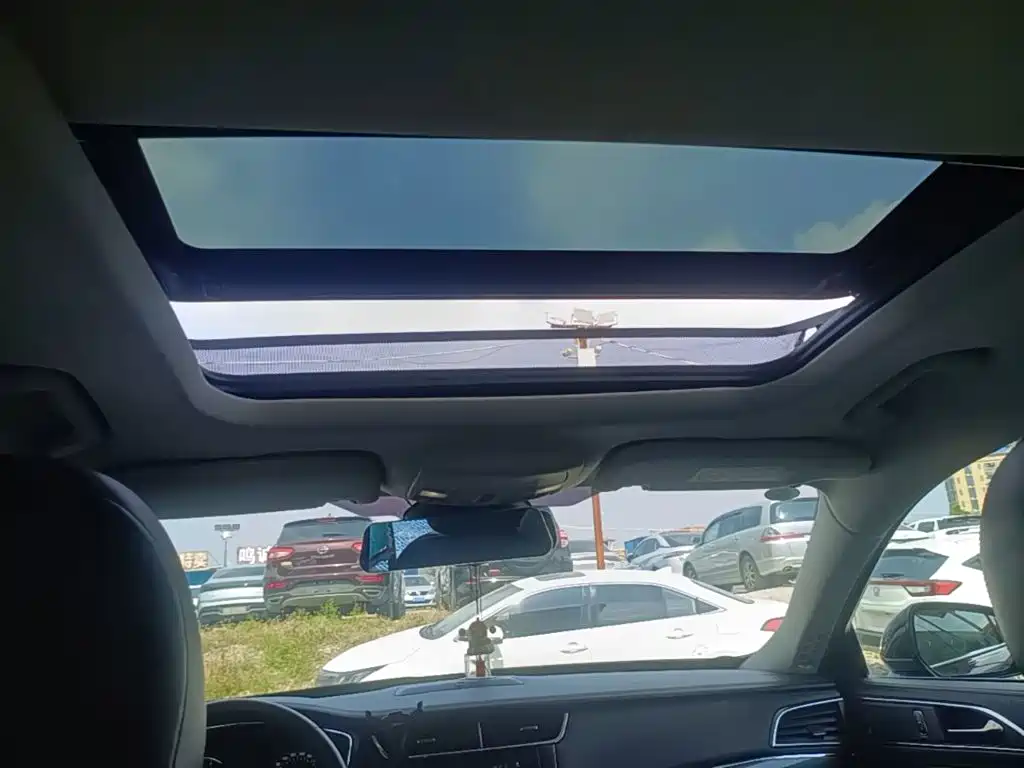Ford Taurus — миниатюра 18