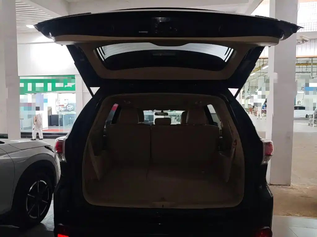 Toyota Highlander — миниатюра 19