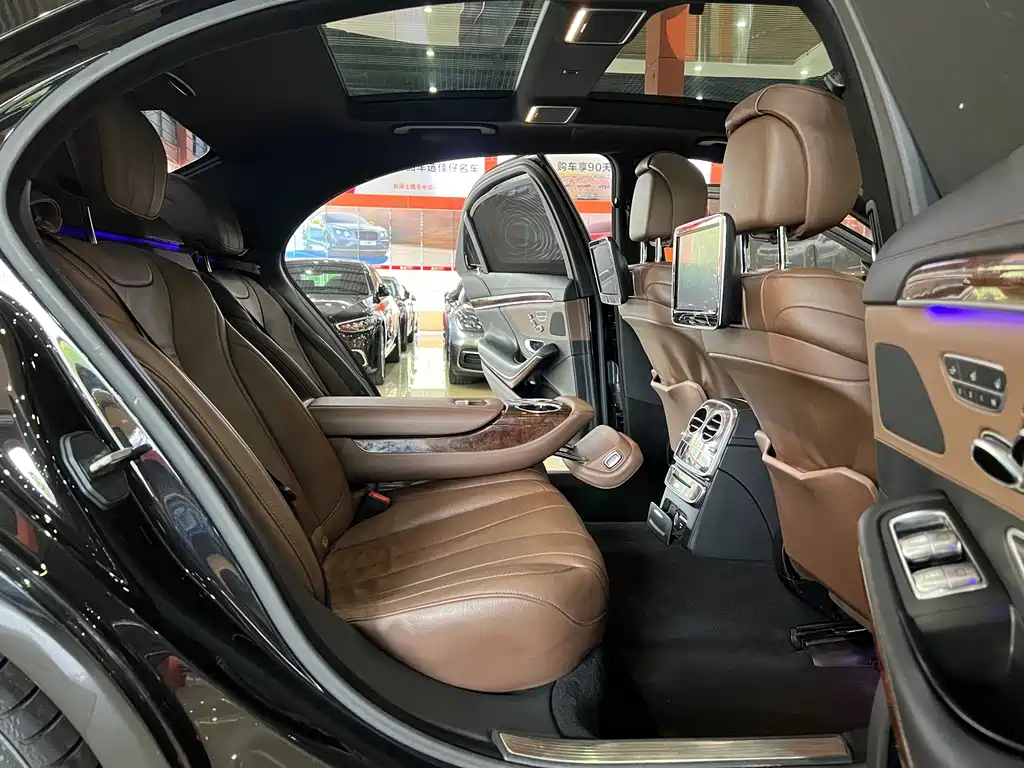 Mercedes-Benz S-Class — миниатюра 10