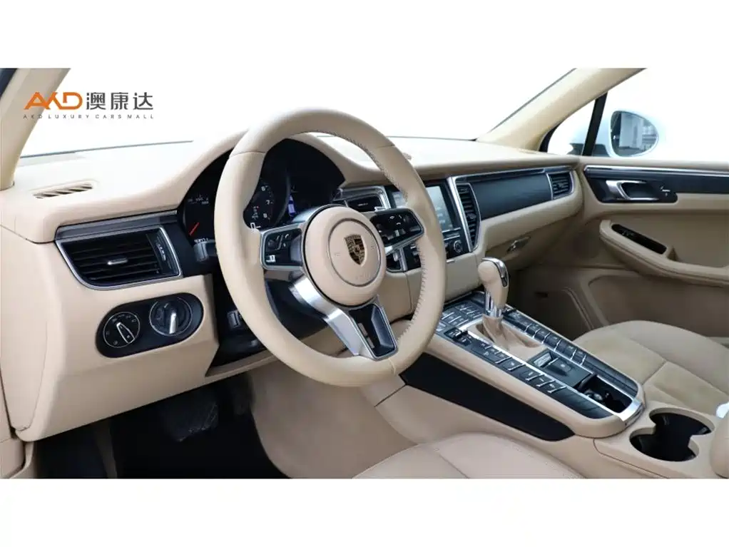Porsche Macan — миниатюра 6