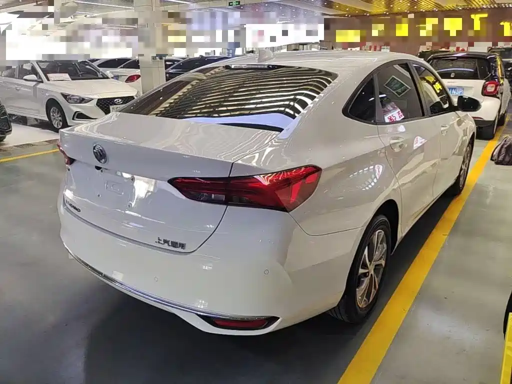 Buick Verano — миниатюра 7