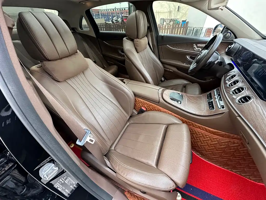 MERCEDES-BENZ E CLASS