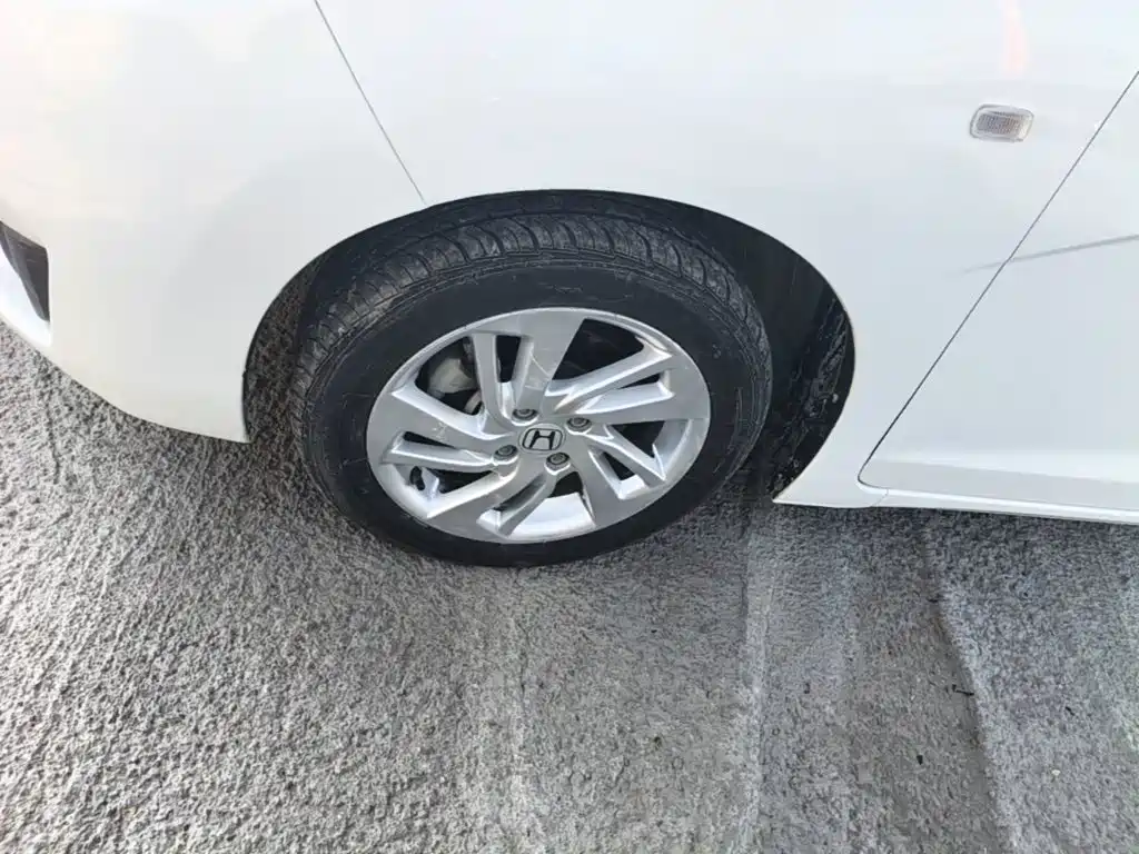 Honda Fit — миниатюра 23