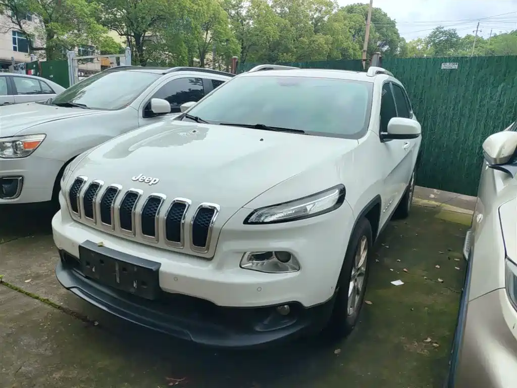 Jeep Cherokee 2016