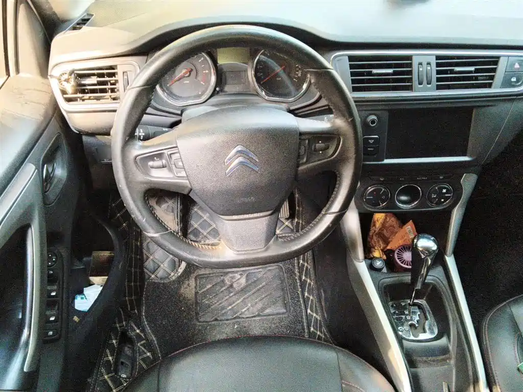 Citroen C3-XR 2015 1.6L AT