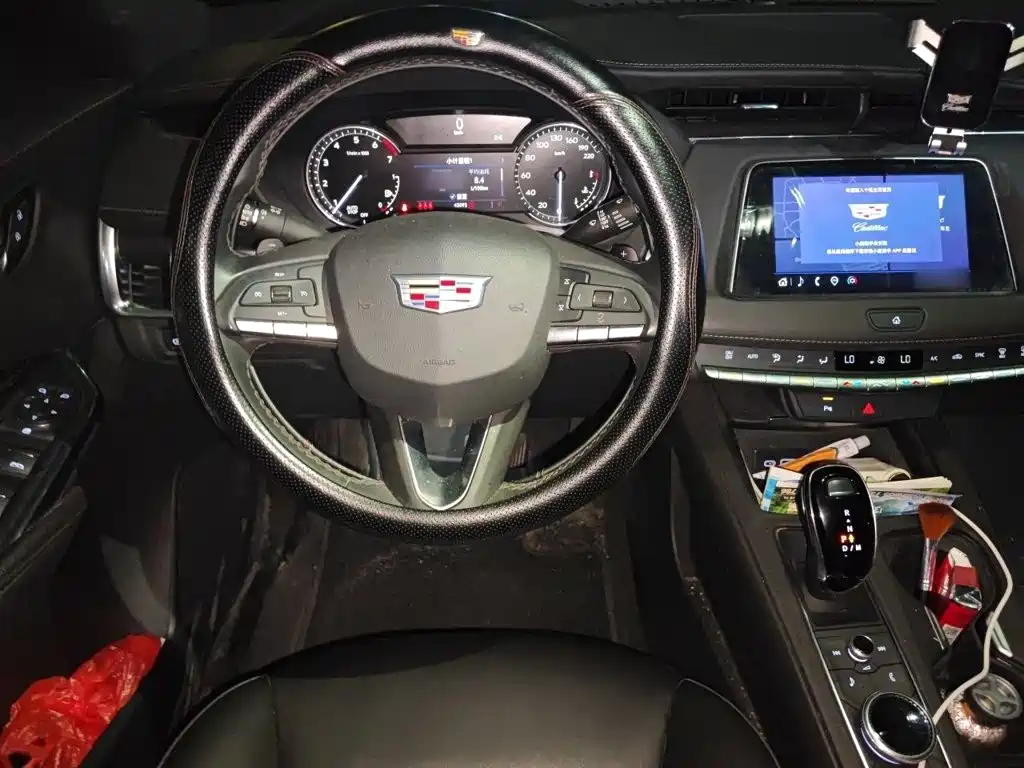 Cadillac XT4 — миниатюра 3