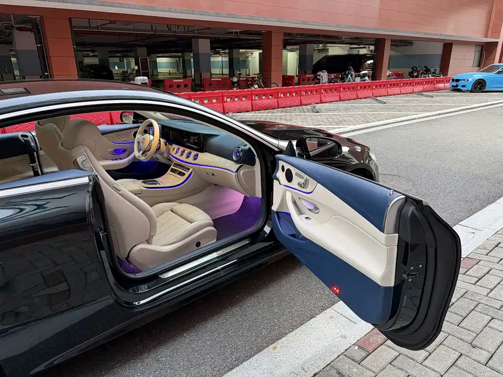 Mercedes-Benz E-Class (Import) — миниатюра 25