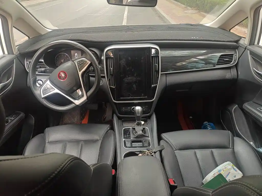 BYD MAX — миниатюра 13