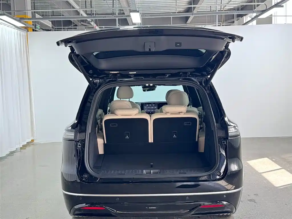 Changan Deepal DARK BLUE S09