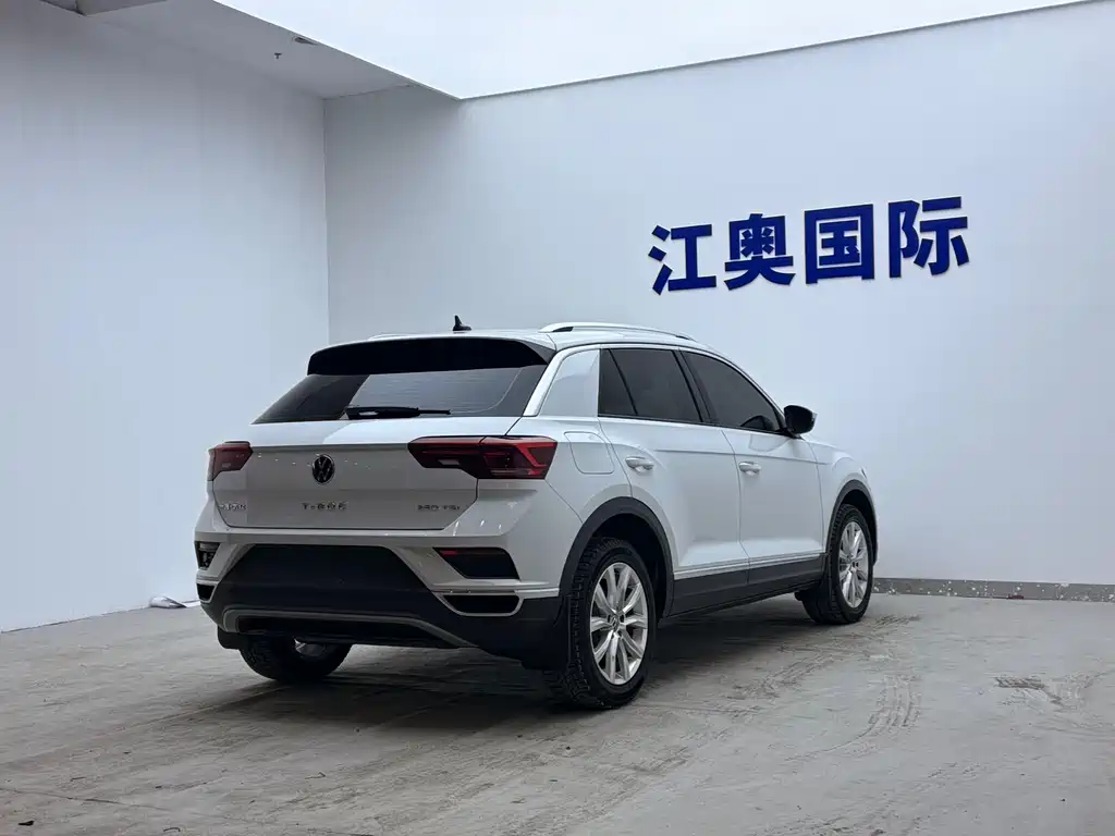 VOLKSWAGEN T ROC EXPLORING SONGS