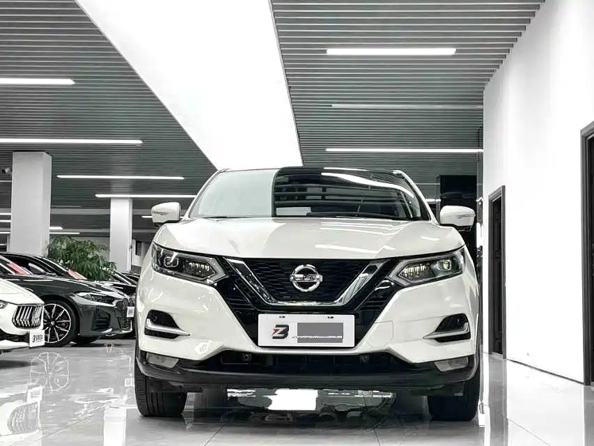 Nissan Qashqai — миниатюра 3