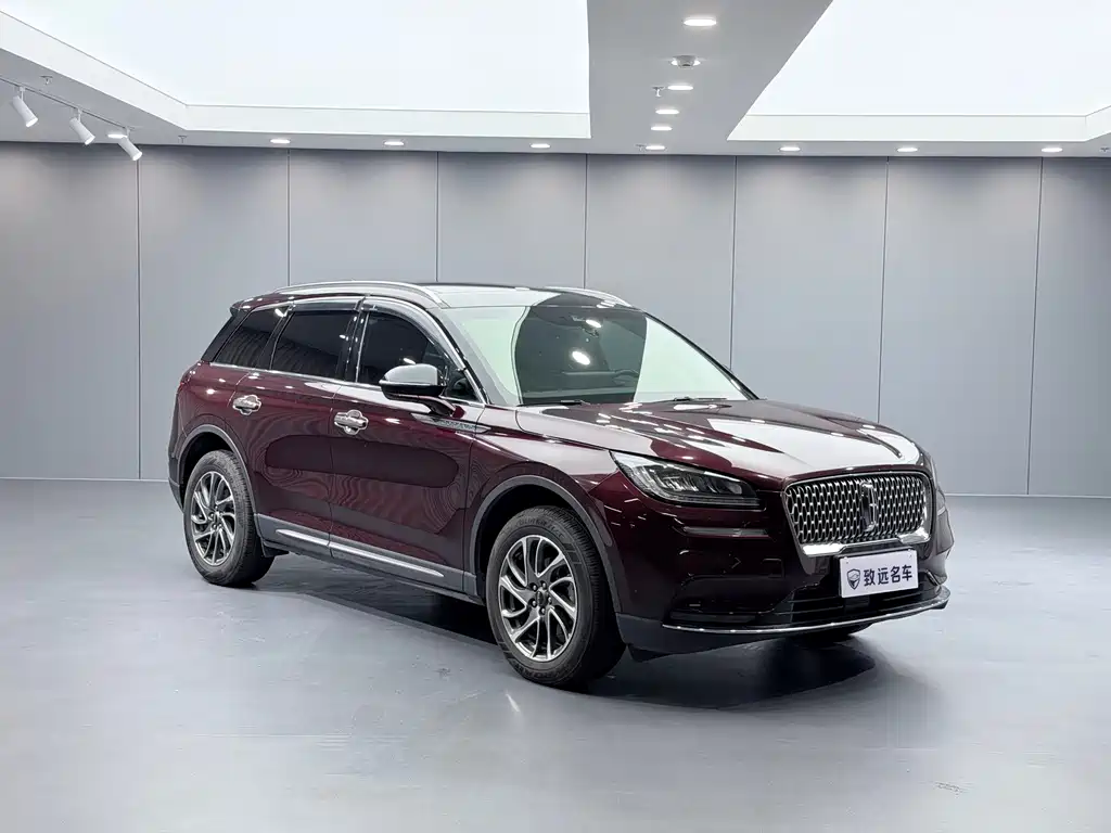 Lincoln Corsair — миниатюра 3