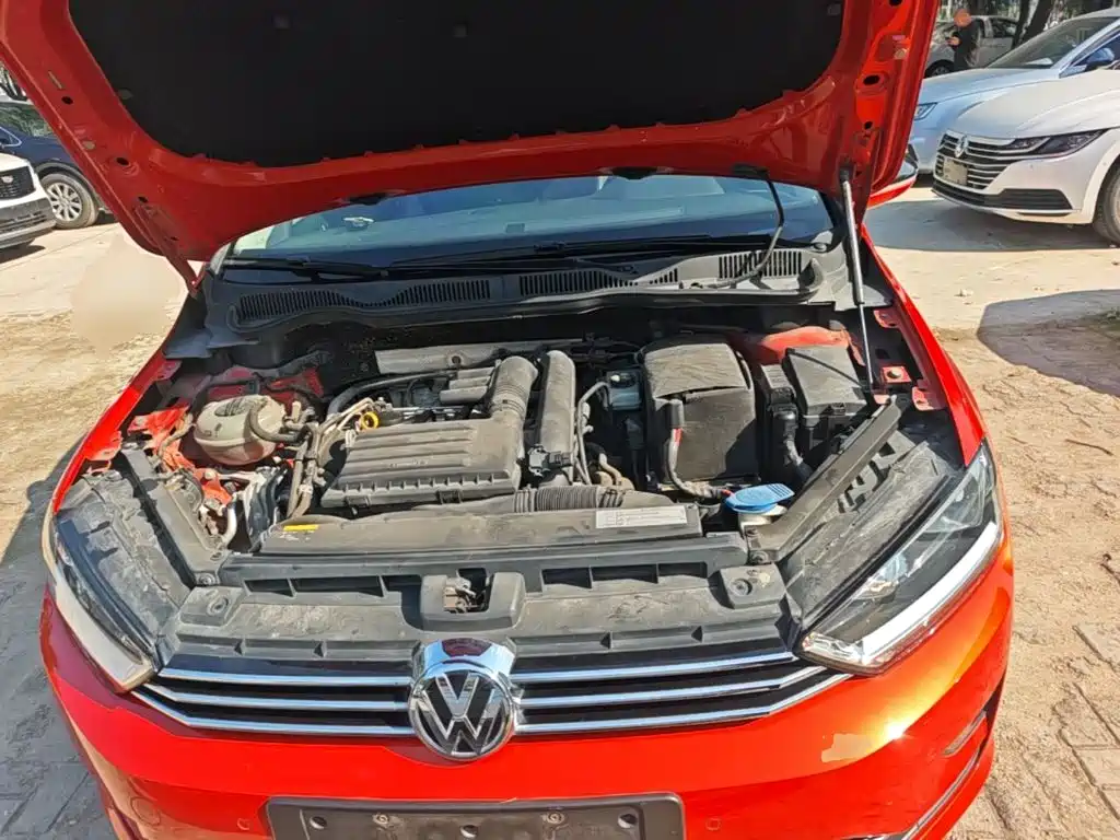 Volkswagen Golf Sportsvan — миниатюра 20