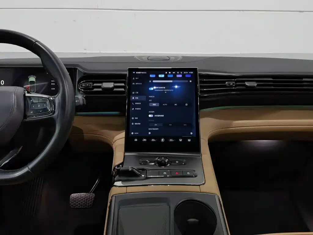 NIO ES6 — миниатюра 12