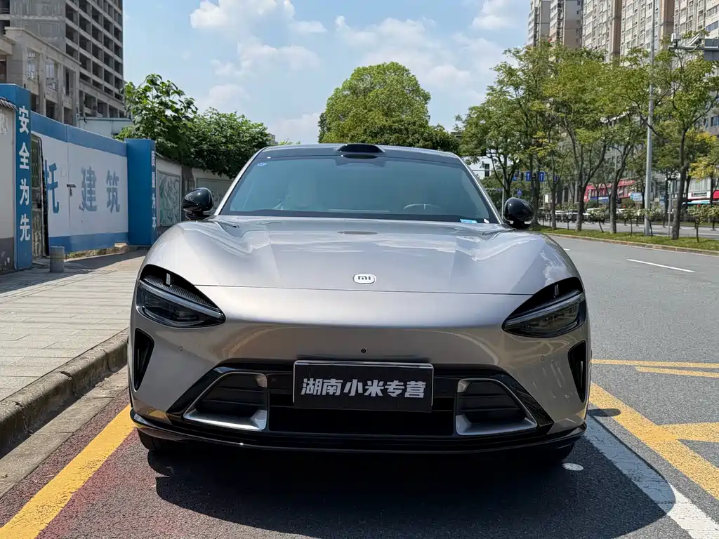 Xiaomi YU7 — миниатюра 2