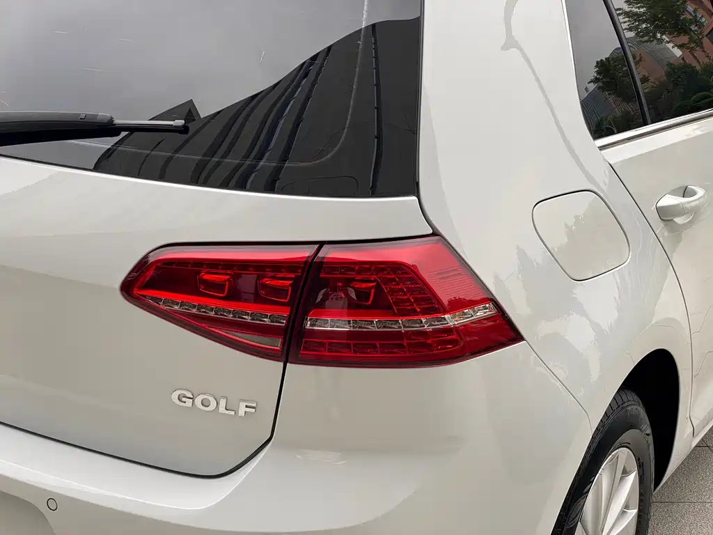 Volkswagen Golf — миниатюра 16