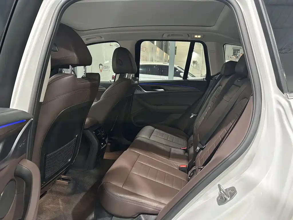 BMW X3 — миниатюра 4