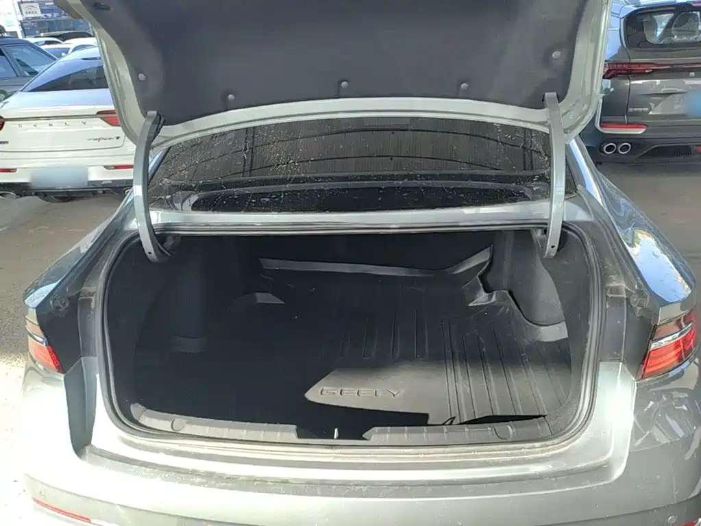Geely Xingrui — миниатюра 17