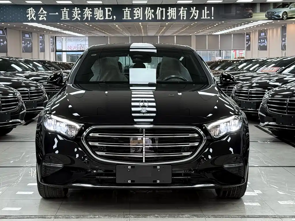Mercedes-Benz E-Class 2024