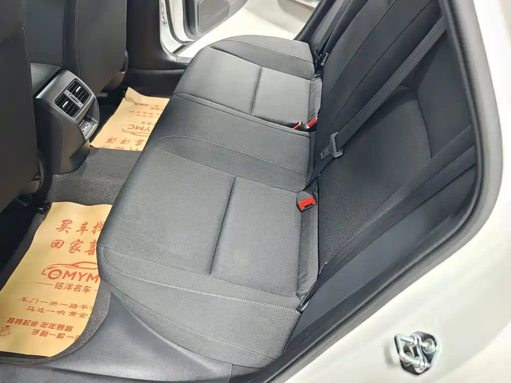 Honda Integra — миниатюра 10