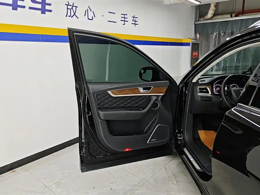 Hongqi HONGQI HS7