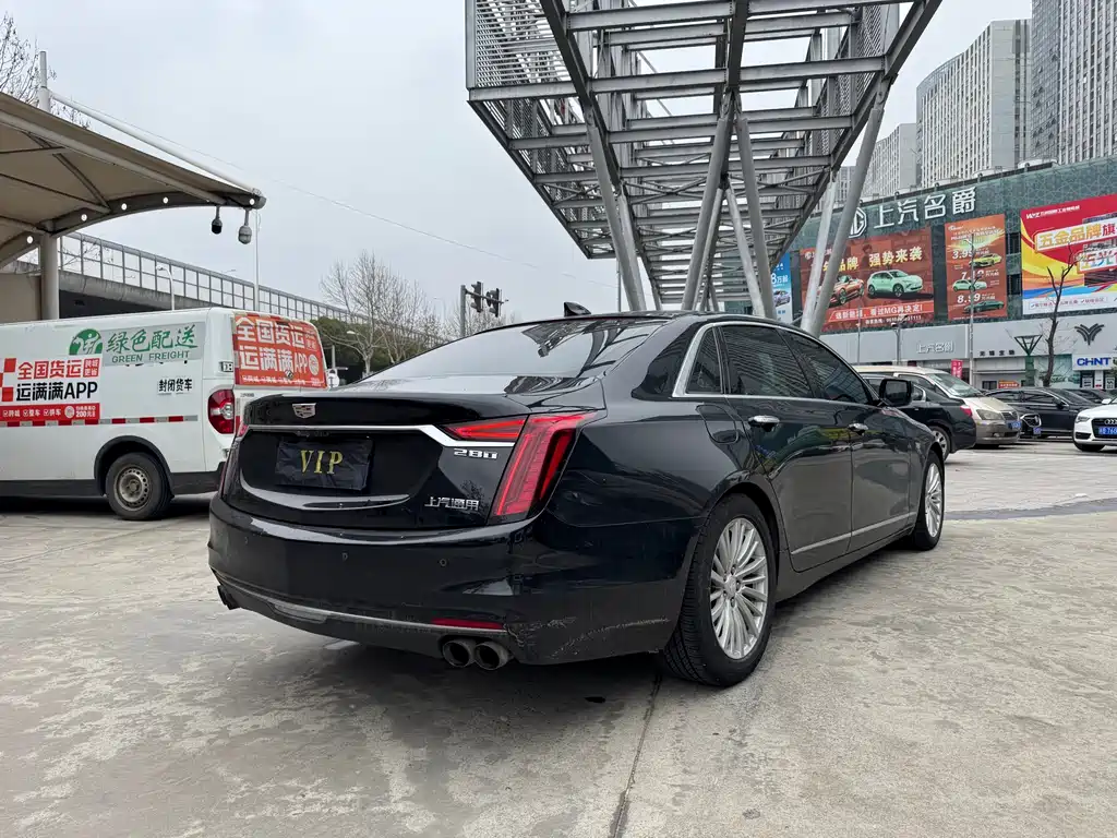 CADILLAC CT6
