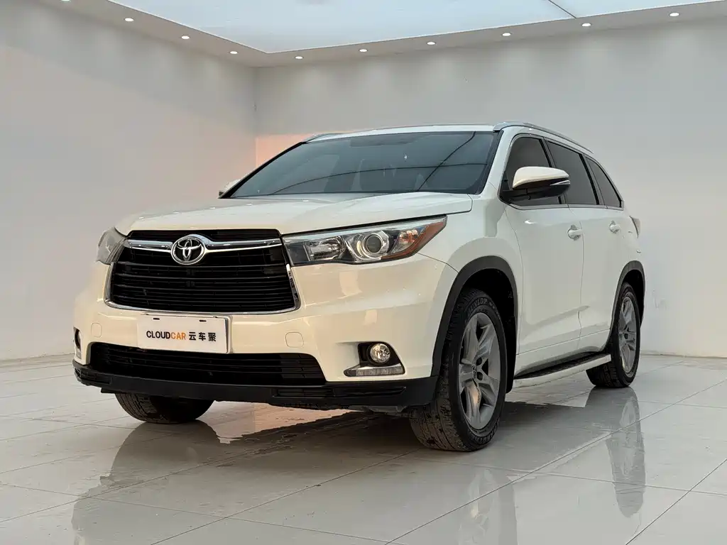 TOYOTA HIGHLANDER