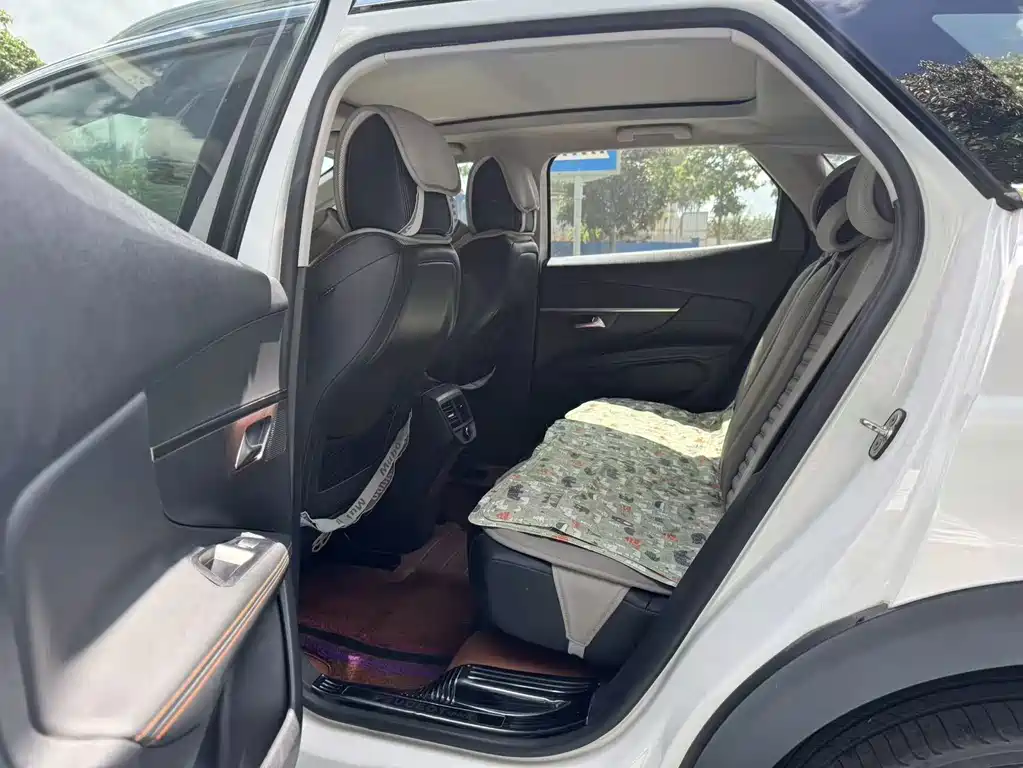 Peugeot 4008 — миниатюра 11