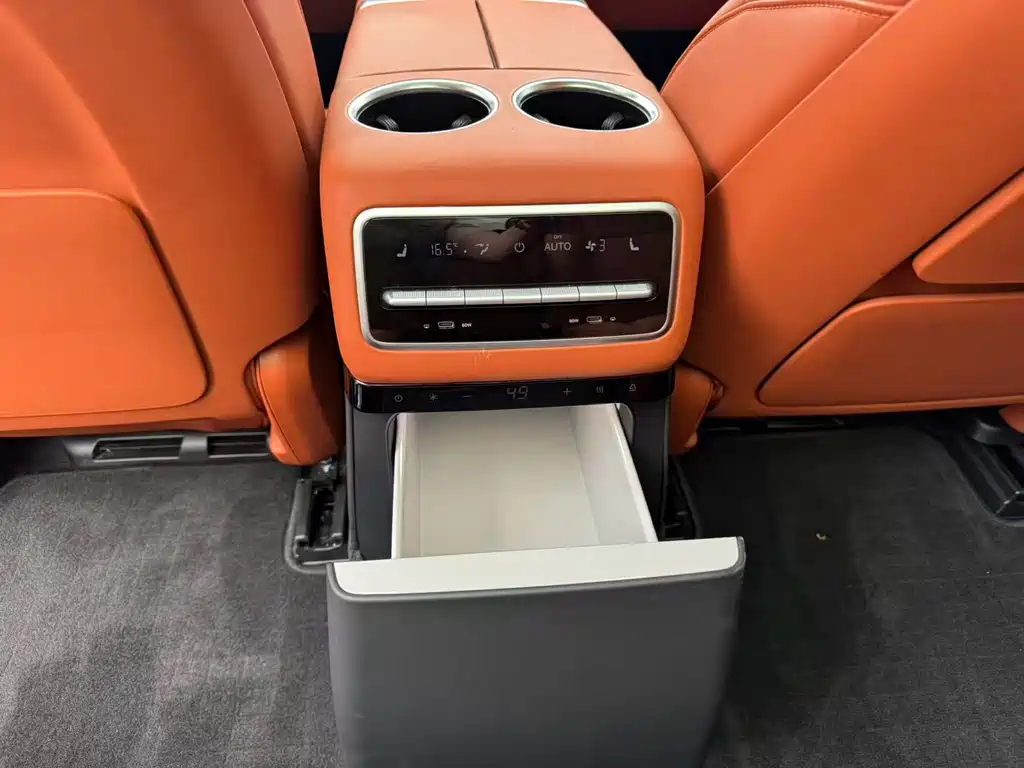 Li Auto Li L9 — миниатюра 32