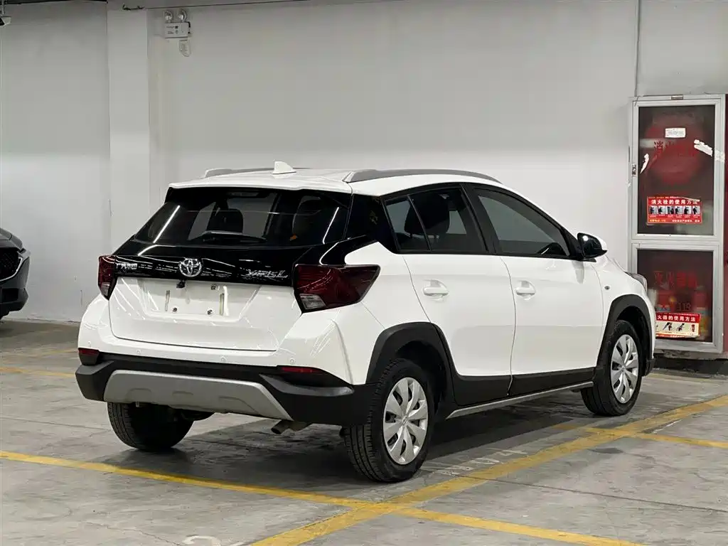 TOYOTA YARIS L ZHIXUAN