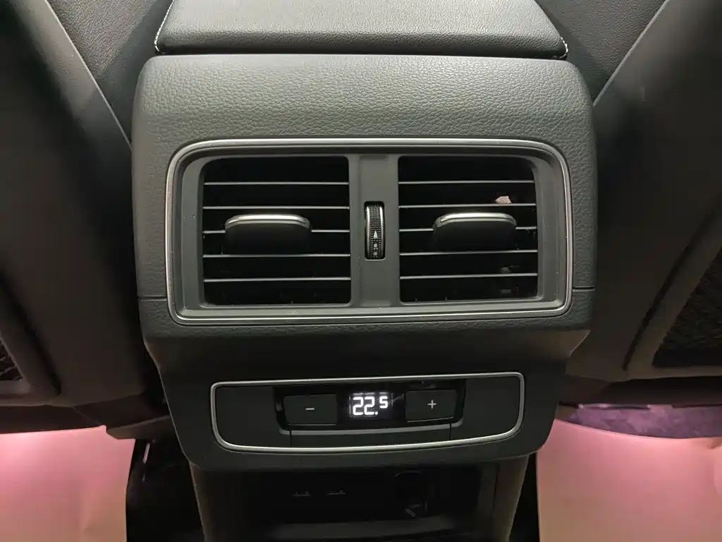 Audi Q5L — миниатюра 15