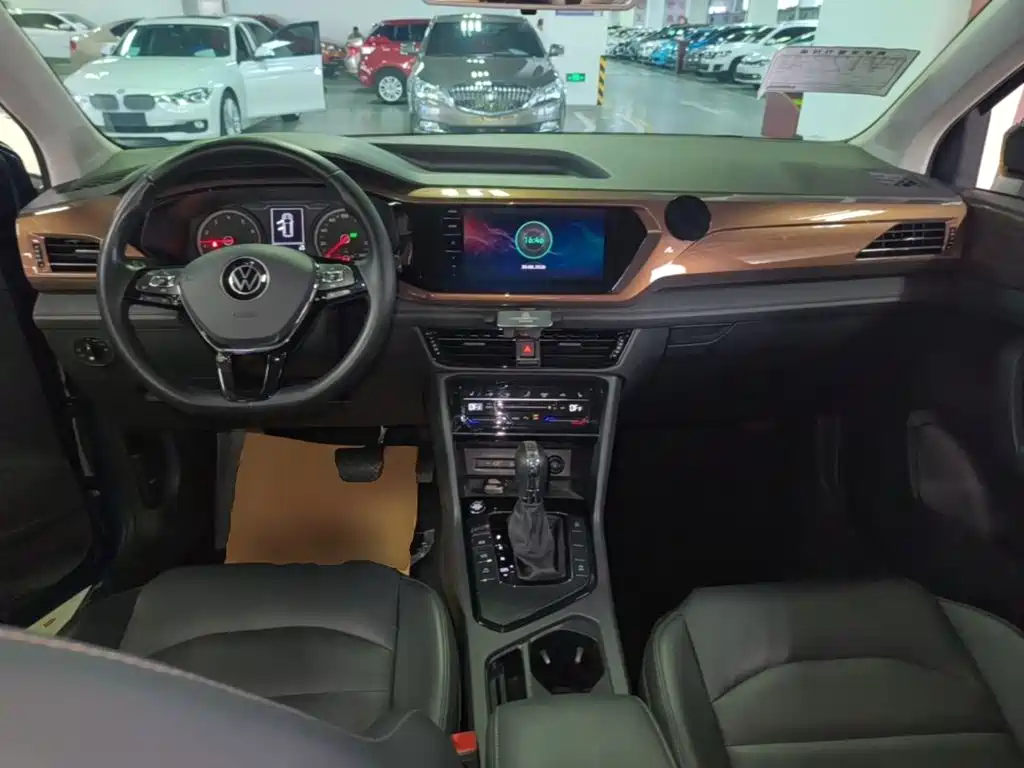 Volkswagen Tharu — миниатюра 10