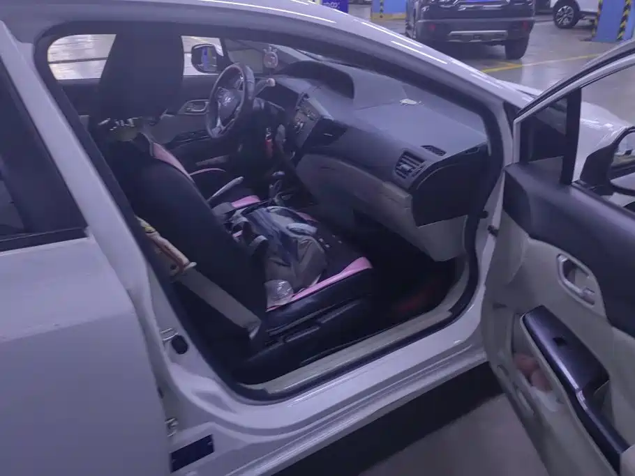 Honda Civic — миниатюра 8