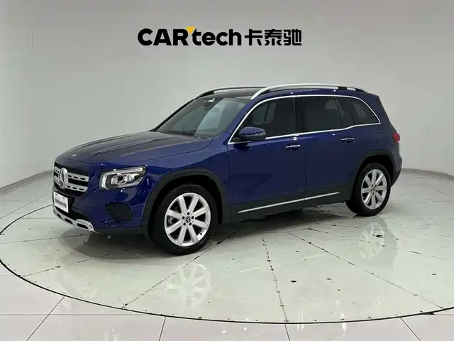 MERCEDES-BENZ GLB
