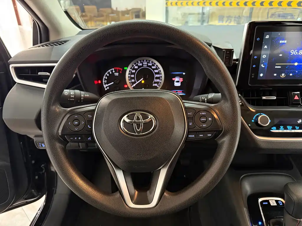Toyota Corolla — миниатюра 13