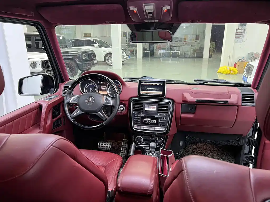 Mercedes-Benz G-Class — миниатюра 11