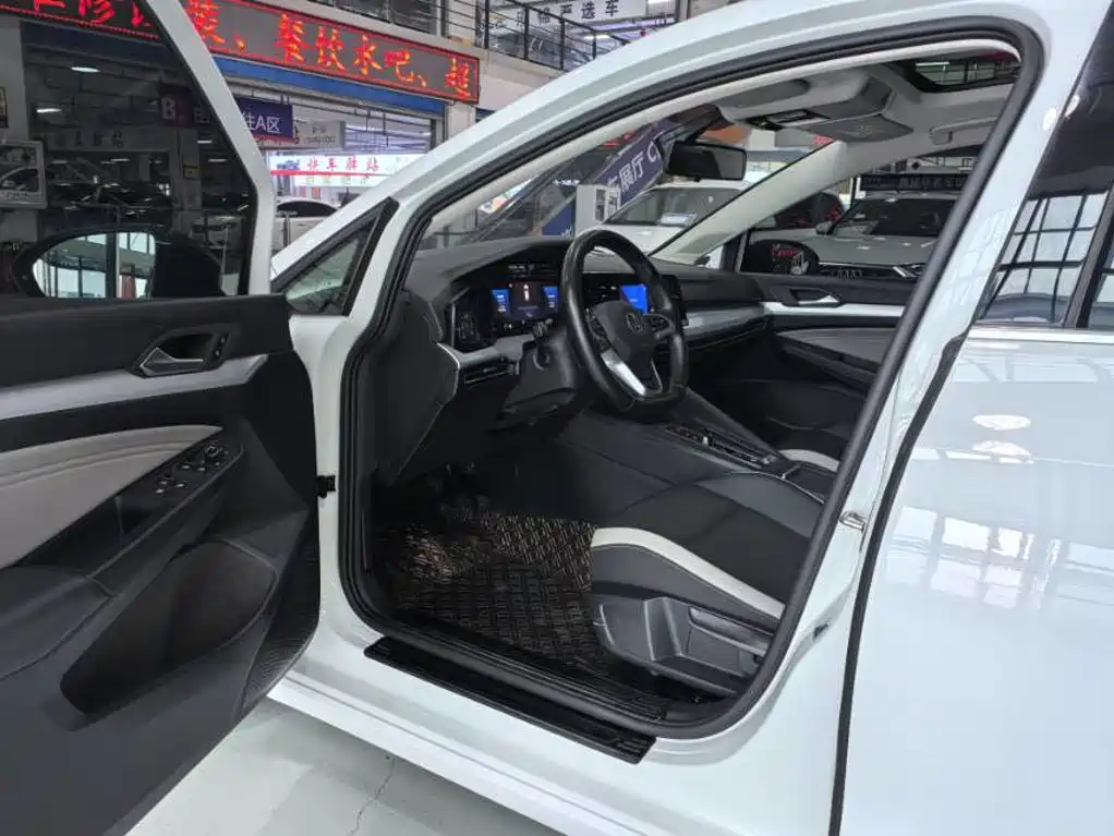 Volkswagen Golf — миниатюра 7