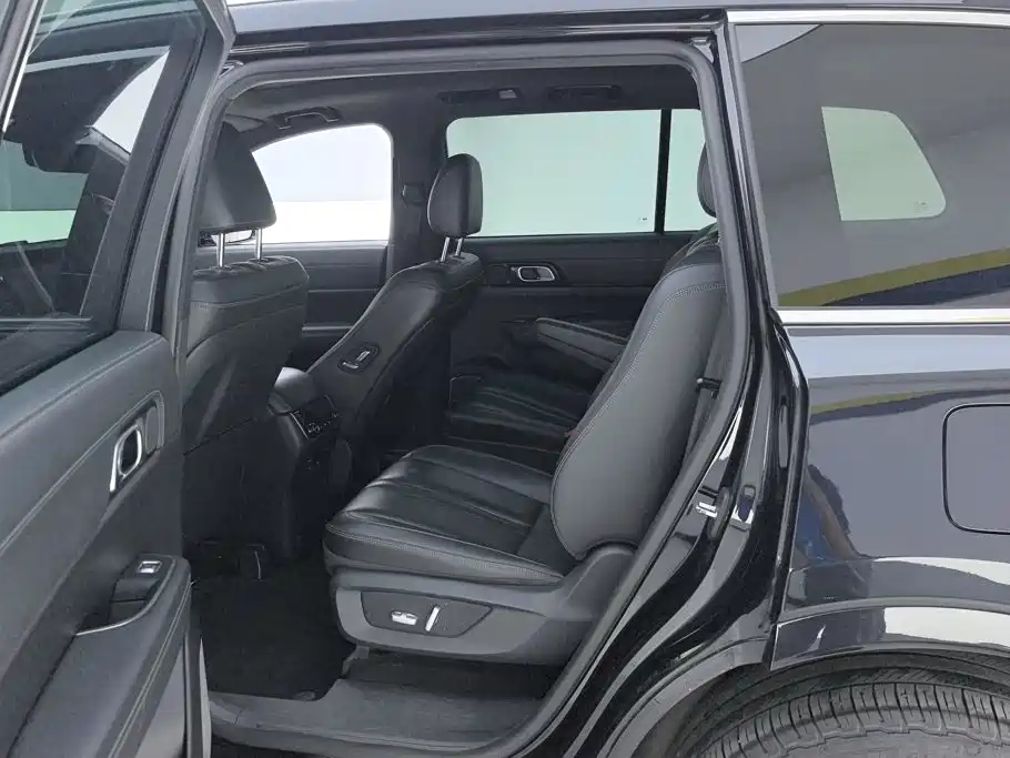 Li Auto Li ONE — миниатюра 11