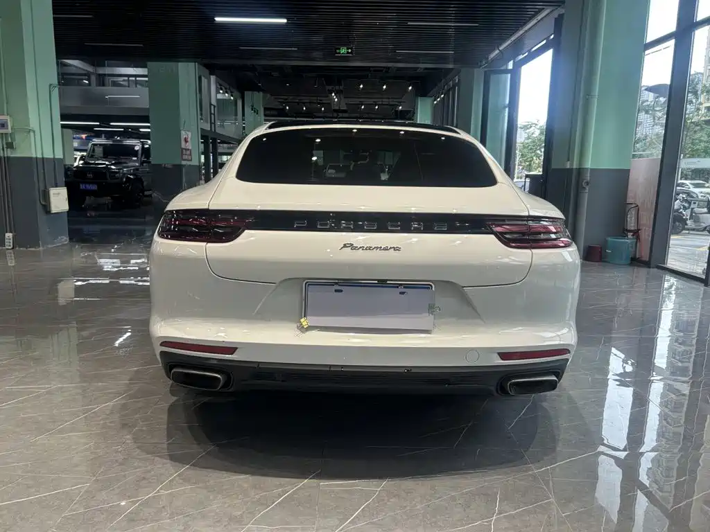 Porsche Panamera — миниатюра 9