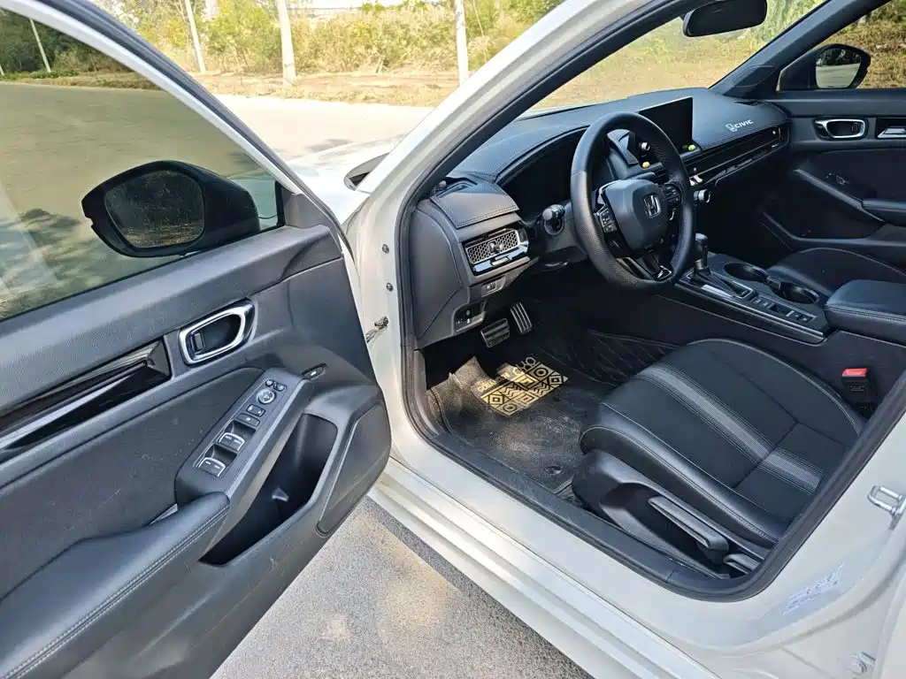Honda Civic — миниатюра 16