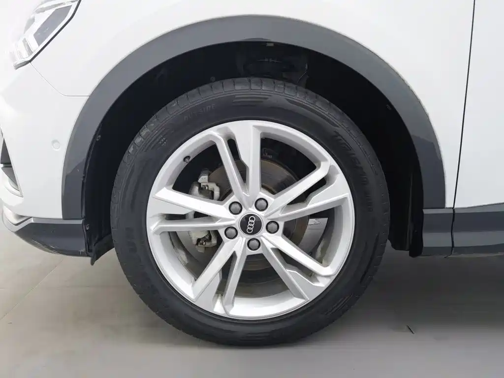 Audi Q3 — миниатюра 17