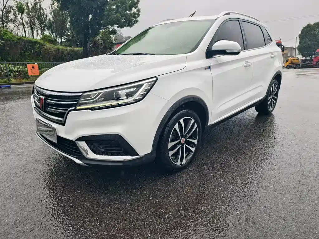 ROEWE RX3