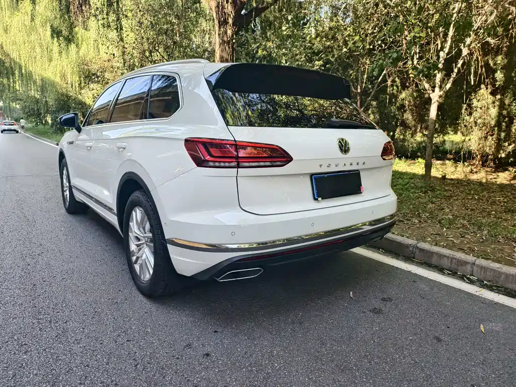 Volkswagen Touareg — миниатюра 6