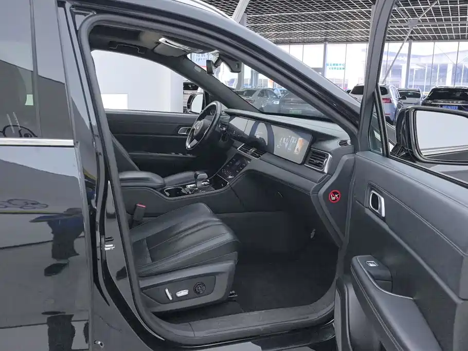 Li Auto Li ONE — миниатюра 8