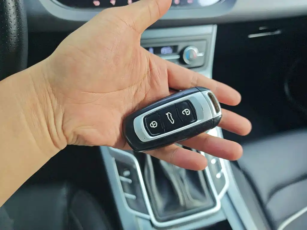 Geely Emgrand — миниатюра 12