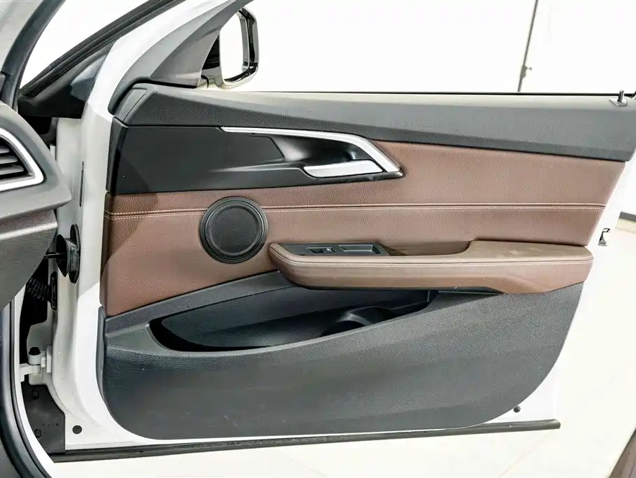 BMW 1 Series — миниатюра 15