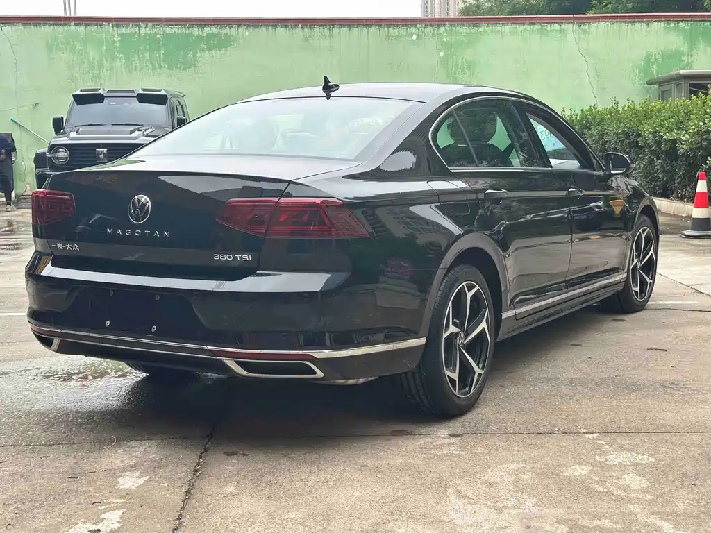 Volkswagen Magotan 2026 3000 380TSI DSG Luxury