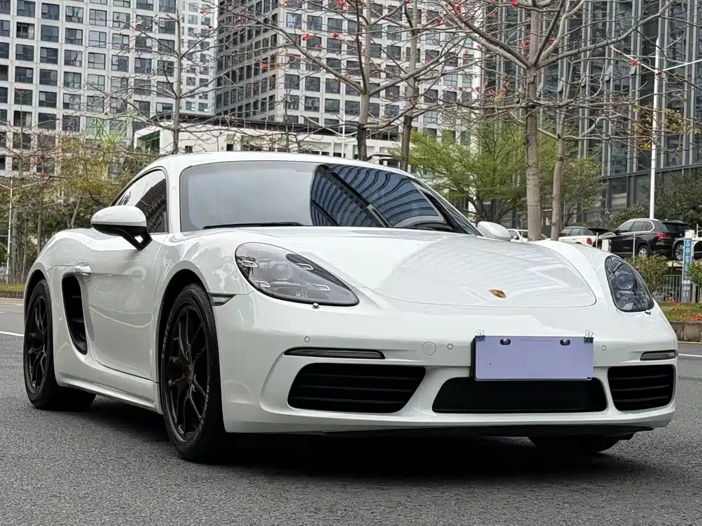 PORSCHE 718