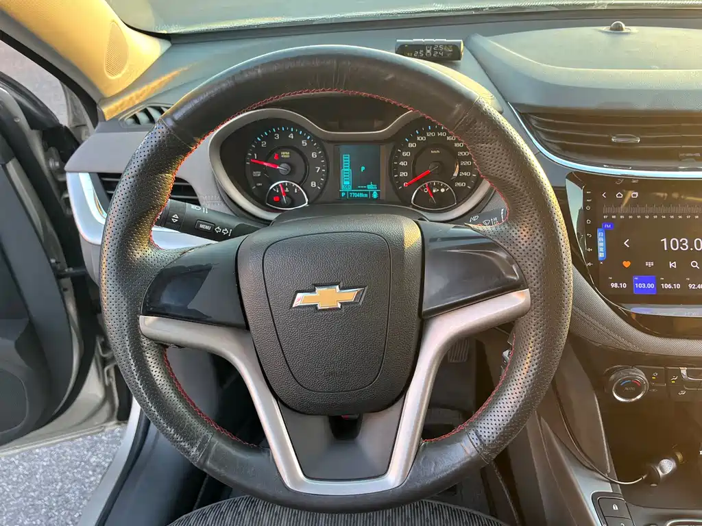 Chevrolet Malibu — миниатюра 10